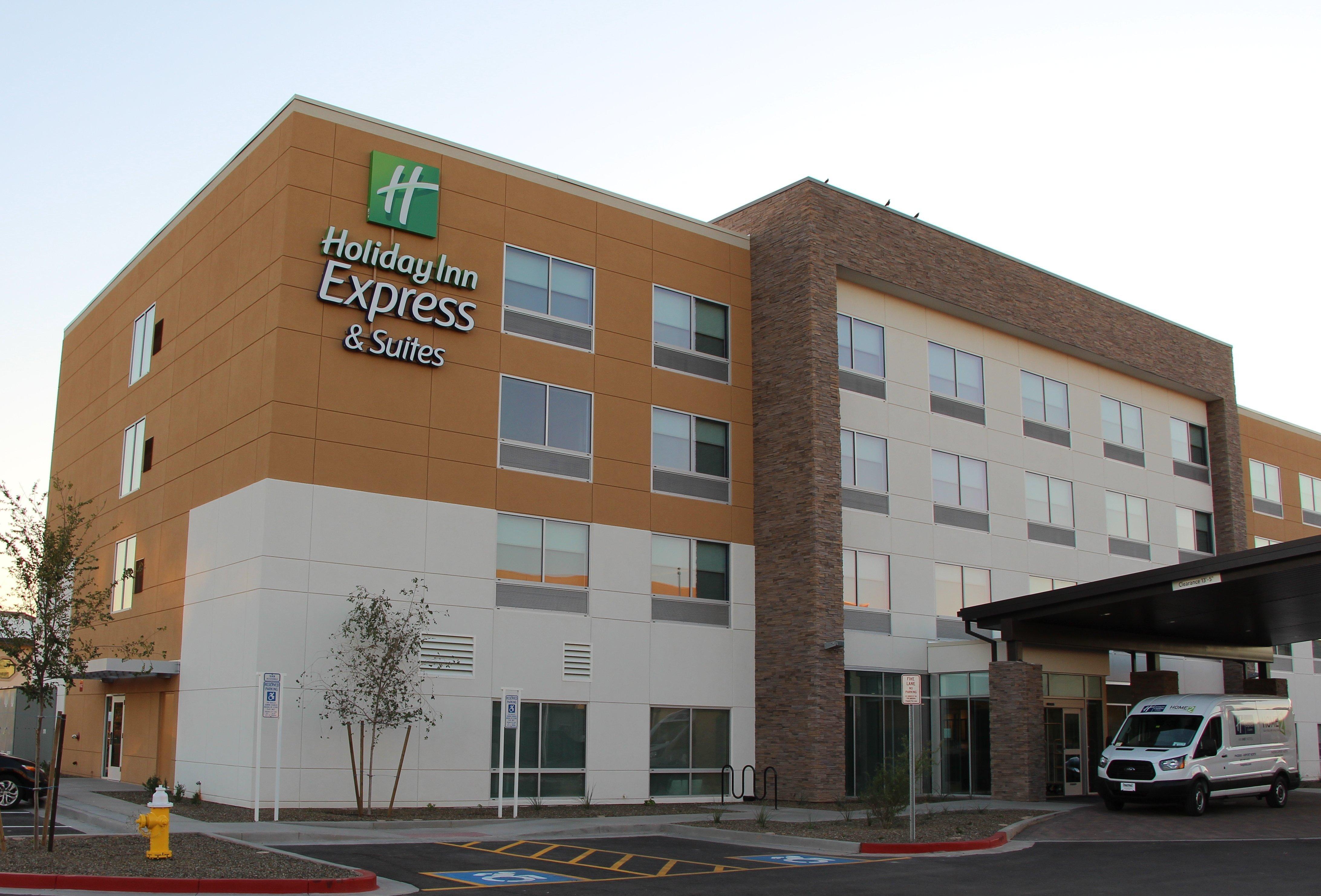 Holiday Inn Express & Suites - Phoenix - Airport North By Ihg Exterior foto