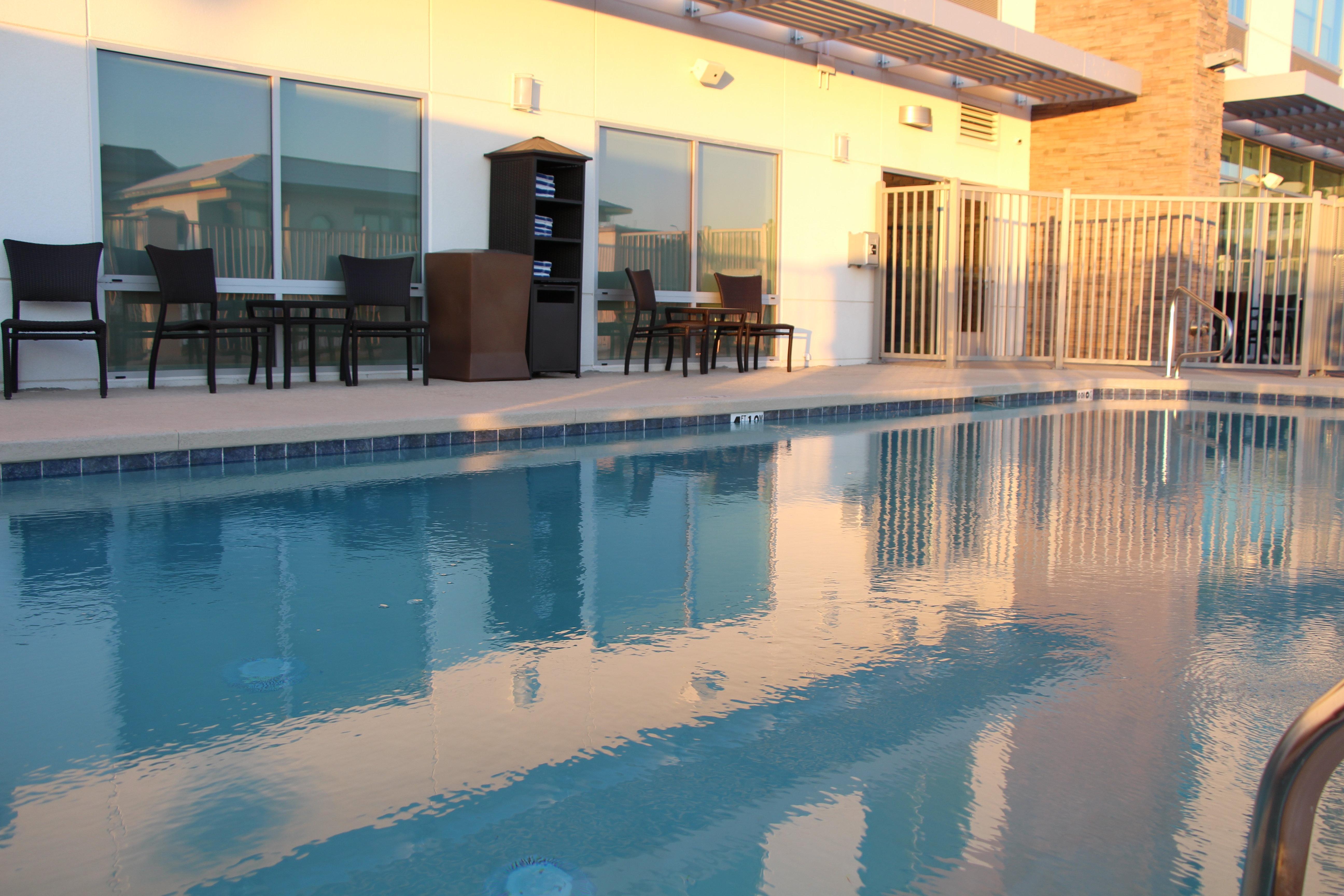 Holiday Inn Express & Suites - Phoenix - Airport North By Ihg Exterior foto